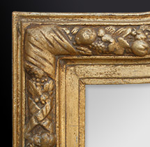 Détail miroir decoration bois patiné vieilli